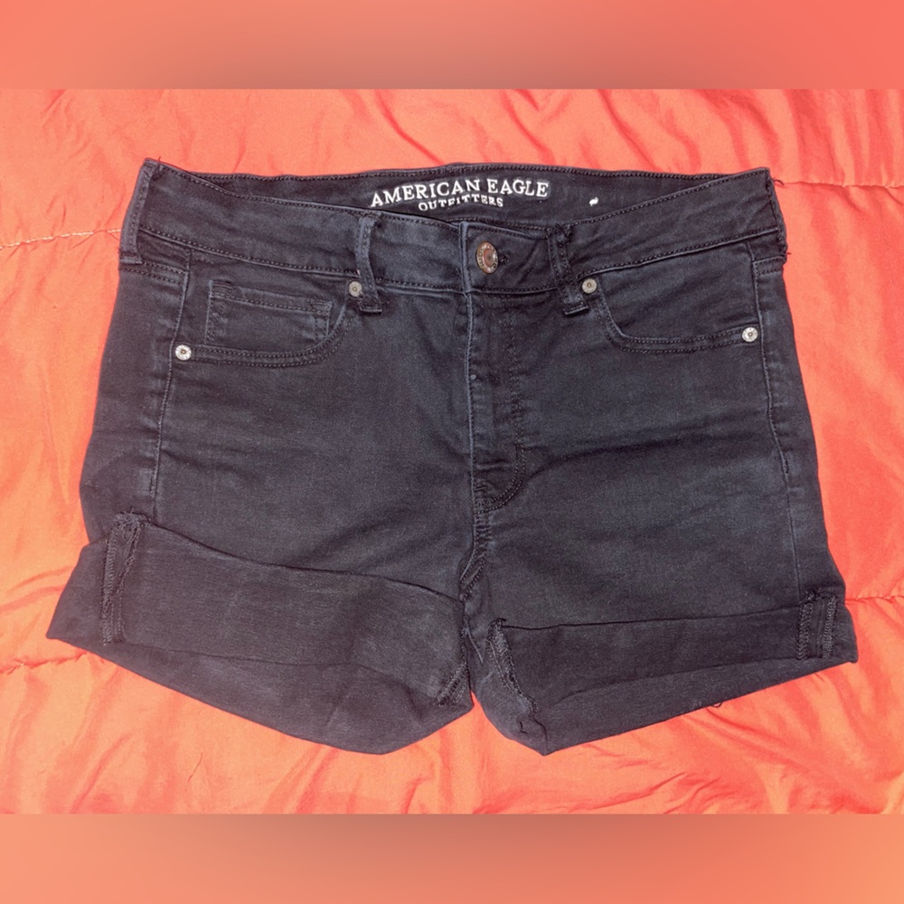 American Eagle Outfitters Women's Black Jean Shorts Size 14